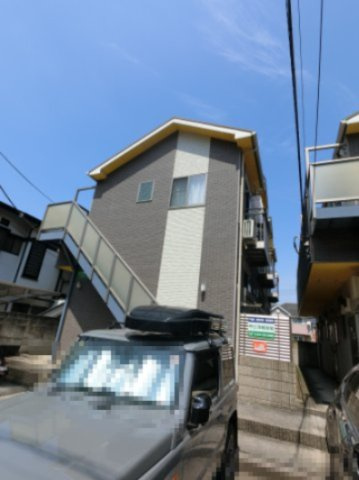 エール本八幡Bの外観