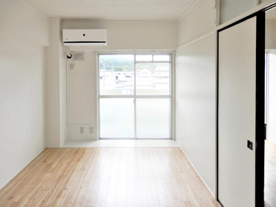 【居間・リビング】 | ビレッジハウス長内1号棟