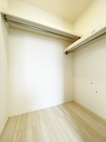 エル・ソル南庄町の収納