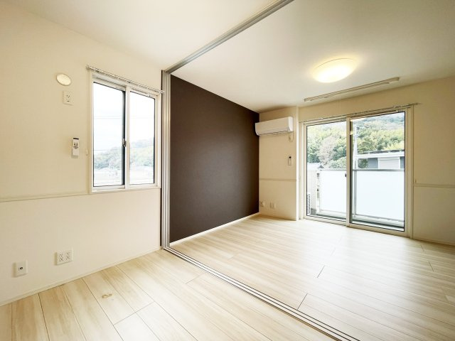 エル・ソル南庄町の居間・リビング