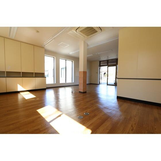 KMGハイツ小山の居間・リビング