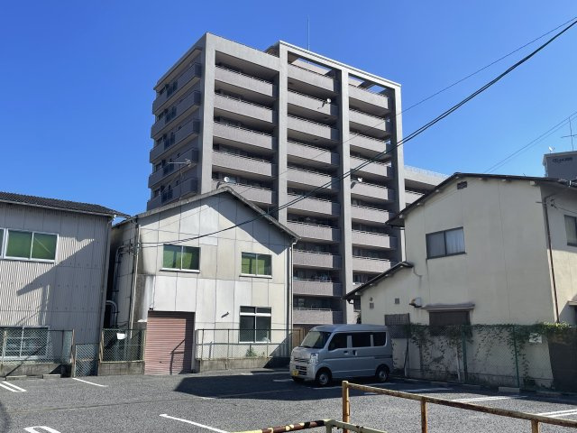 ルミナス五日市プレジールの外観|周辺から見たマンションです。