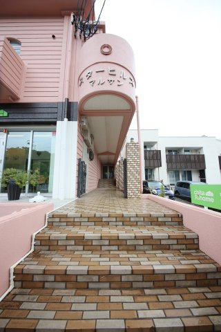 スターヒルズマルサンのエントランス