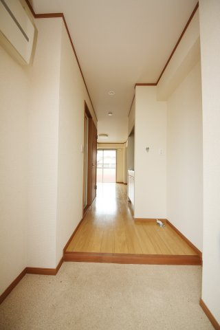 スターヒルズマルサンの玄関