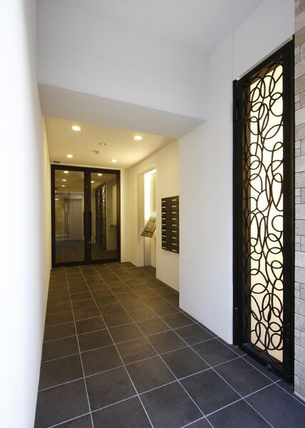 StoRKResidence昭和町のエントランス