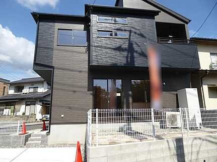 広島市安佐北区亀山１丁目　新築一戸建ての外観