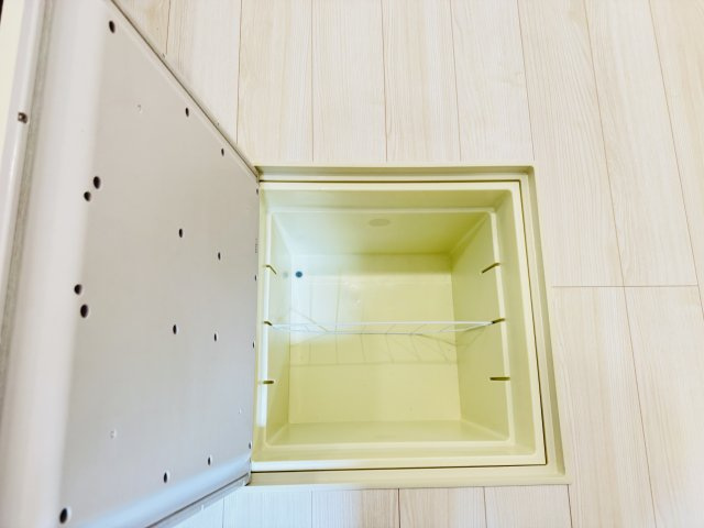 【キッチン】 | 松戸市八ケ崎３丁目新築戸建【八ヶ崎第二小学校：4分】 | キッチン床下収納