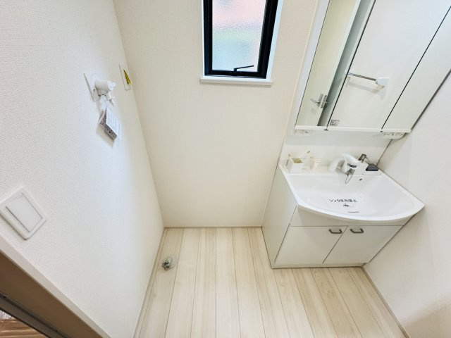 【ランドリースペース】 | 松戸市八ケ崎３丁目新築戸建【八ヶ崎第二小学校：4分】 | 洗濯機置き場