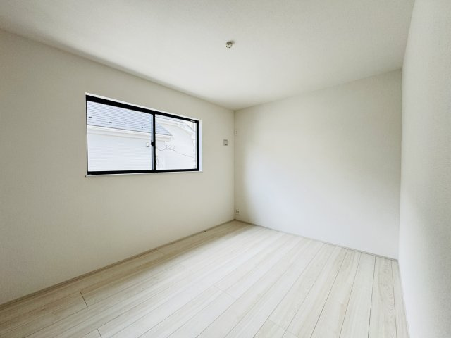 松戸市八ケ崎３丁目新築戸建【八ヶ崎第二小学校：4分】の子供部屋|6帖洋室