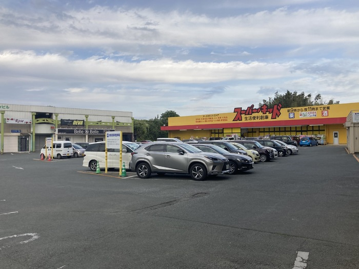 ボナール・三ツ石の周辺