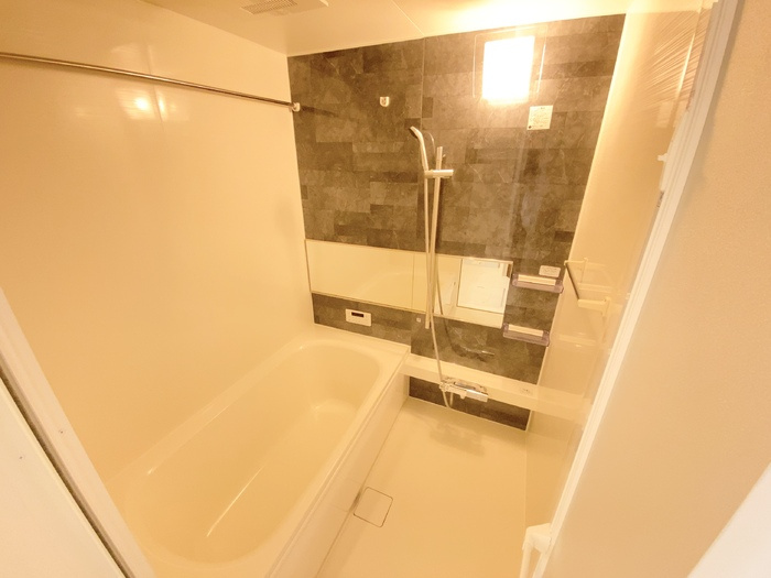 ボナール・三ツ石の浴室