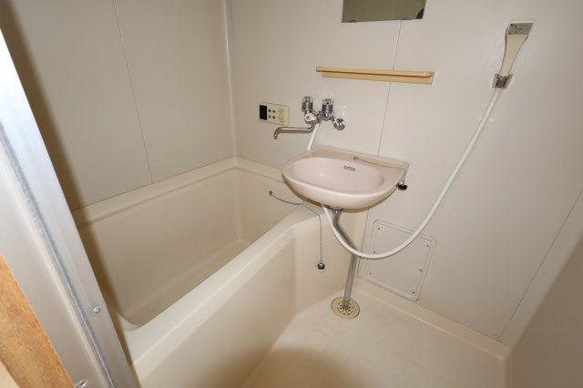 マルタケ荘2階の浴室