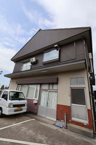 マルタケ荘2階