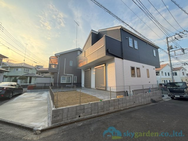 秦野市鶴巻南4期　新築戸建　全1棟1号棟