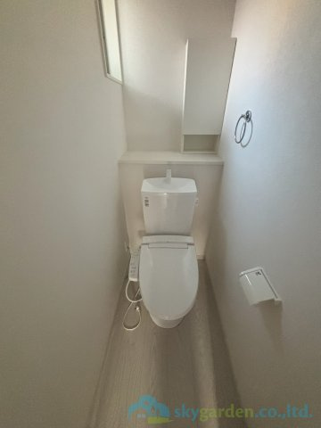 秦野市鶴巻南4期　新築戸建　全1棟1号棟のトイレ