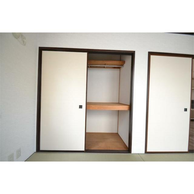 サンレイク湖畔(サンレイクコハン)の収納