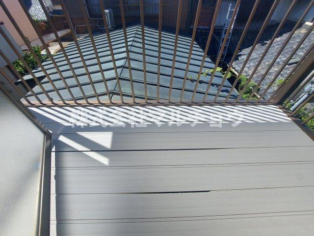 江川戸建てのバルコニー|お洗濯にも便利なバルコニー付き