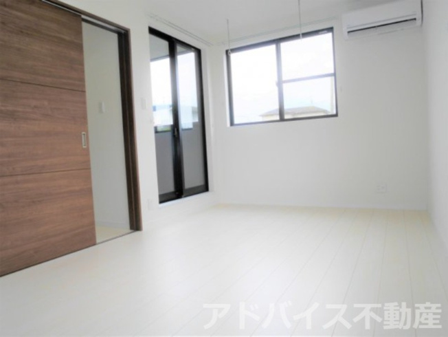 【洋室】 | プラステート