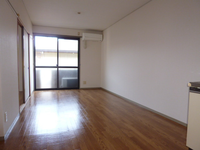 パークハウス三宅の居間・リビング