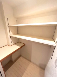 ロハス江坂の収納|たっぷりとした収納スペースです