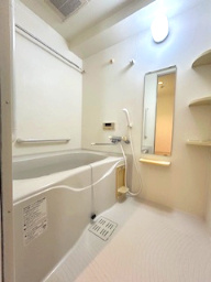 ロハス江坂の浴室|お風呂です