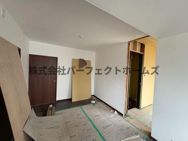 上島町テラスハウスの洋室|コンパクトで使いやすい洋室です