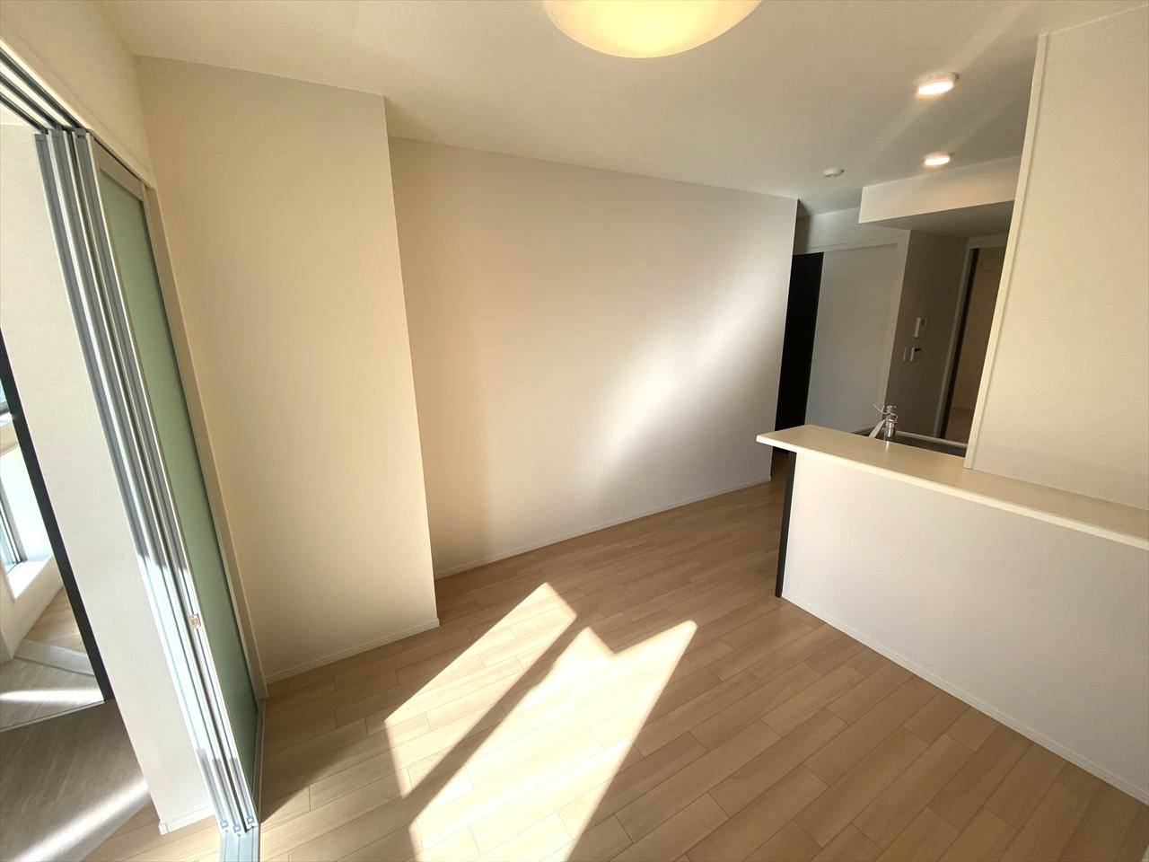 WBeCの居間・リビング