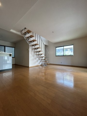 エリーナ六甲の居間・リビング