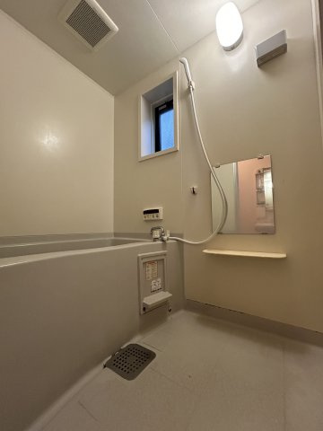 エリーナ六甲の浴室