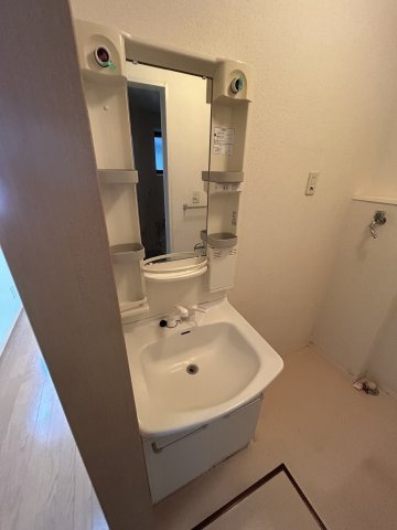 エリーナ六甲の洗面所