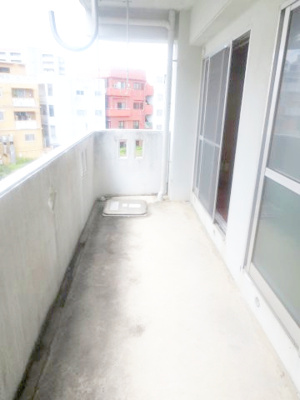 【バルコニー】 | 東宝ビル10