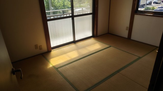 山一ハイツの和室