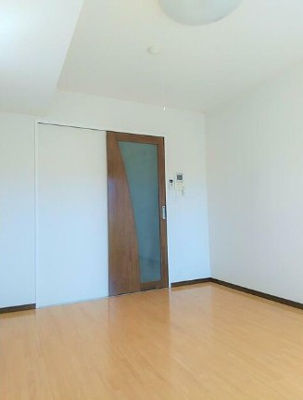 【寝室】 | ヒルズロコ