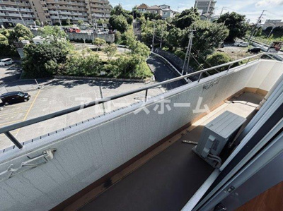 【バルコニー】 | ホワイトヒル | ※室内写真は前回募集の別室につきイメージです。