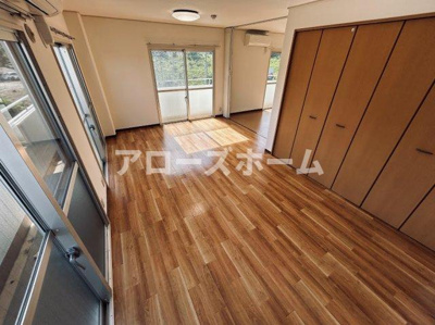 【寝室】 | ホワイトヒル | ※室内写真は前回募集の別室につきイメージです。