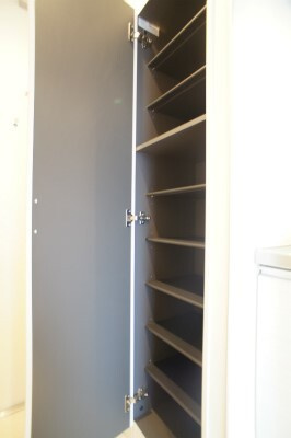 リブリ・カーサ本町西の収納|シューズボックス