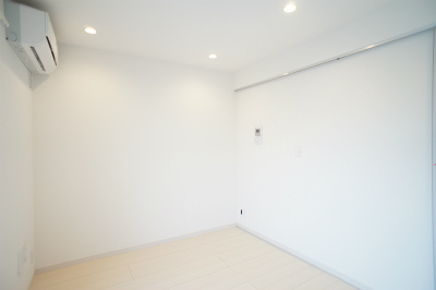 リブリ・カーサ本町西の内装|明るい色調の室内です