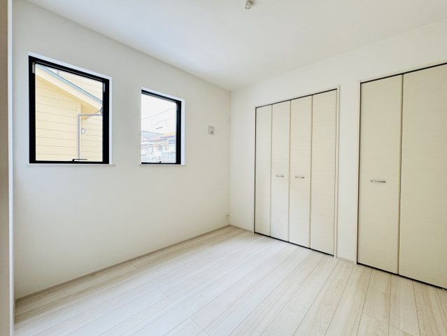 松戸市八ケ崎３丁目新築戸建【八ヶ崎第二小学校：4分】の洋室|1F4.5帖洋室