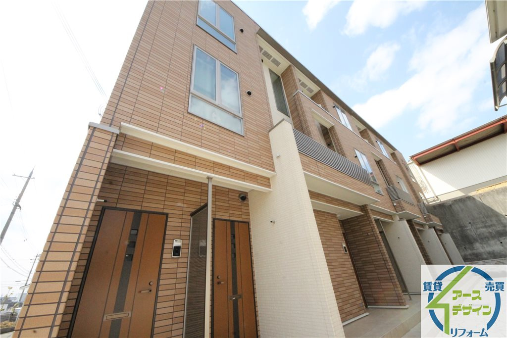 パストラルメゾン白水のエントランス