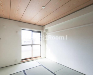 【和室】 | メゾンニシザ・旭化成ヘーベルメゾンHEBEL HAUS | 日本らしい落ち着いた雰囲気の和室です
※反転タイプ