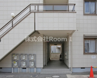 【エントランス】 | メゾンニシザ・旭化成ヘーベルメゾンHEBEL HAUS | 毎日通るエントランスはこのようになっています