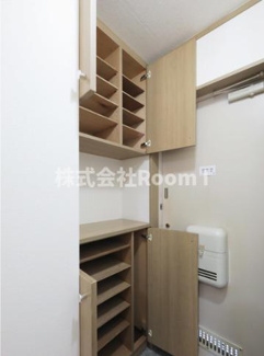 【玄関】 | メゾンニシザ・旭化成ヘーベルメゾンHEBEL HAUS | きれいな玄関です
※反転タイプ