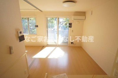 【居間・リビング】 | ベルエアウエスト | ※写真は別号室