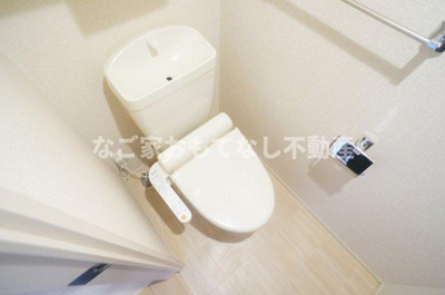【トイレ】 | ベルエアウエスト | ※写真は別号室