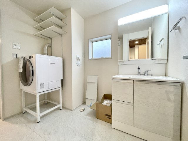 練馬区大泉町4丁目　ZEH水準　省エネ大型邸宅の完成予想図|キッチン完成予想図