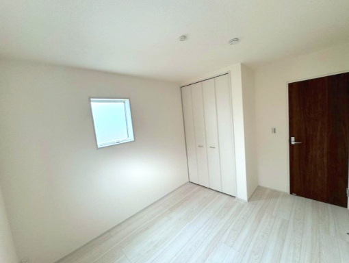 新築戸建て　函南町肥田２期　全１棟の洋室