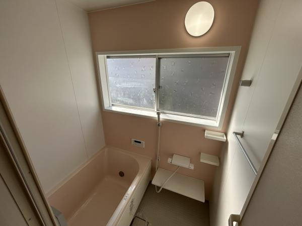 【浴室】 | 仲介手数料無料！川上小学校に通えるリフォーム済み中古住宅　宇部市西岐波片倉 | きれいなお風呂です