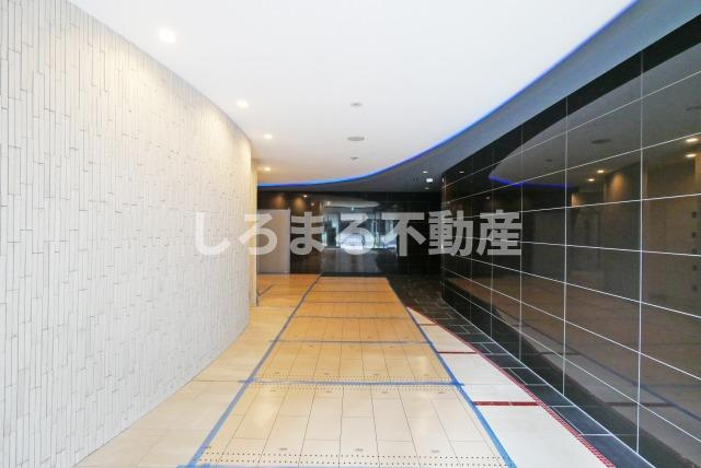 セレニテ難波ミラク弐番館のロビー