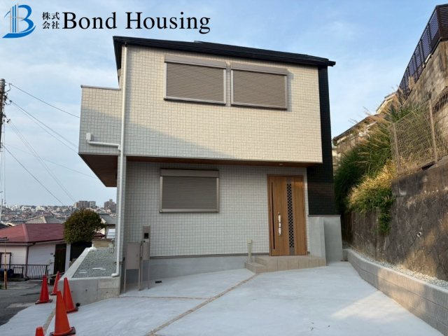 お車並列３台駐車可　朝霧東町　新築戸建て