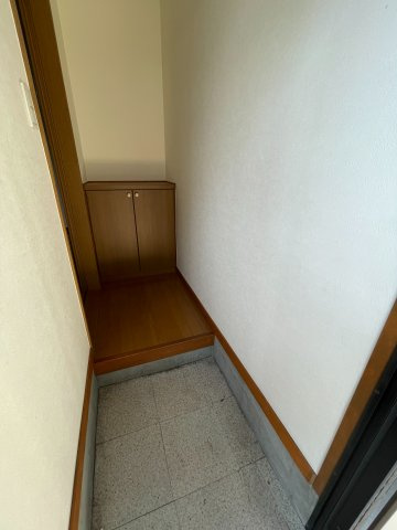 CO・ZYPLACE（コウズィプレイス）の玄関|※別号室参考写真です